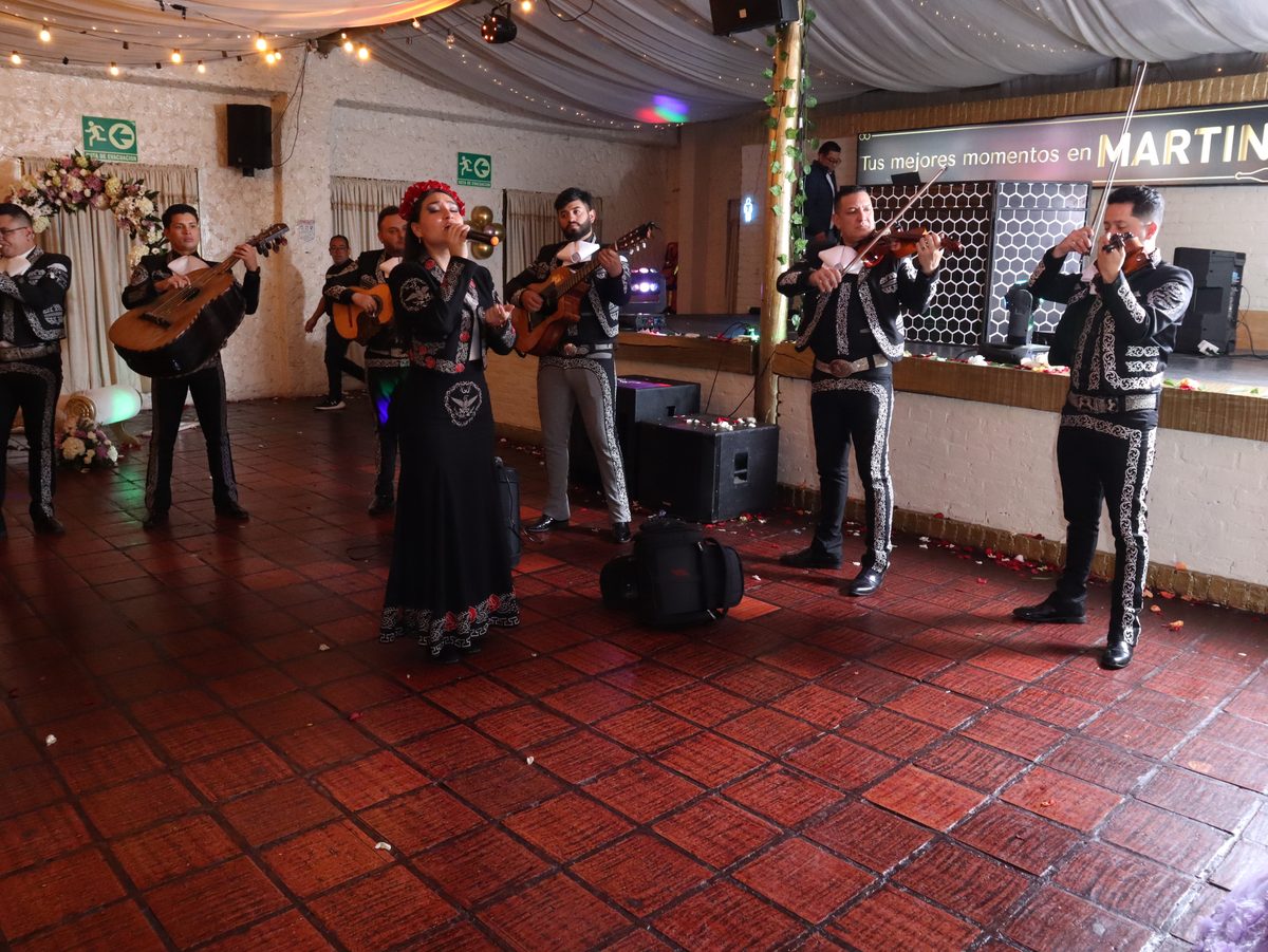 Mariachi en vivo durante la celebración